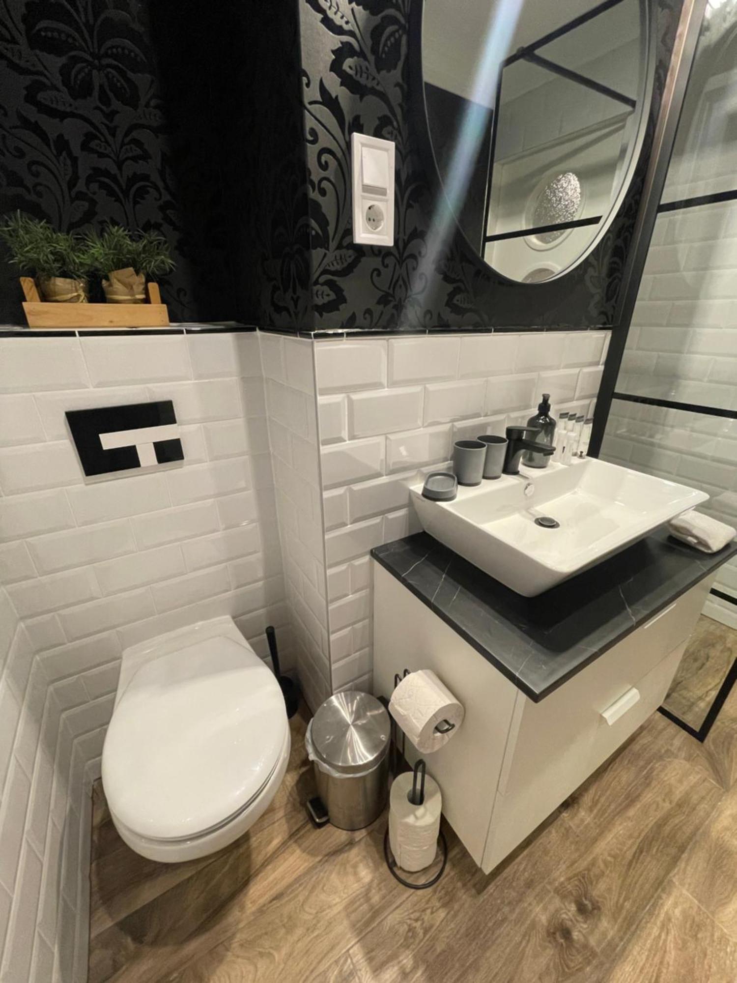 Szip Tatra Silver - Downtown Budapest Ngoại thất bức ảnh